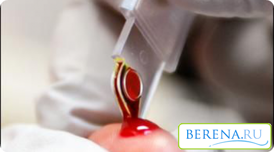 Врачи рекомендуют регулярно сдавать анализ крови детям, чтобы исключить пониженный уровень гемоглобина