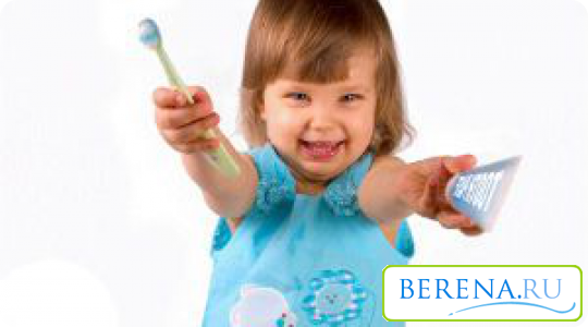 В большинстве случаев с запахом изо рта у ребенка можно справиться с помощью элементарных правил гигиены