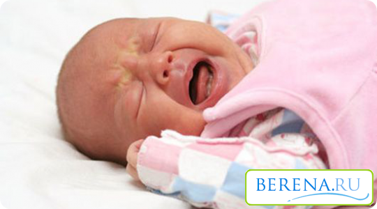 Западение родничка возможно в случае переношенной беременности, а выпячивание чаще всего появляется во время плача