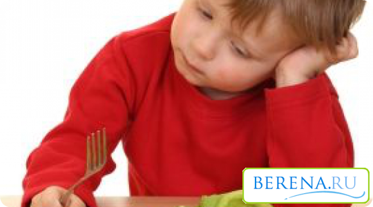 Если ребенок начал плохо есть, возможно он заболел, ему не нравятся предложенные блюда или он просто хочет покапризничать