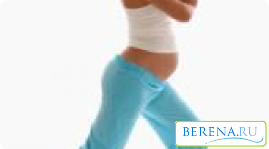 Йога для беременных заключается в простом и понятном комплексе упражнений, которые не вредят маме и ее будущему малышу