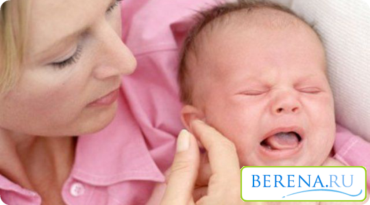 Молочница может развиваться бессимптомно, поэтому при наличии заболевания у матери, малышу также назначается лечение