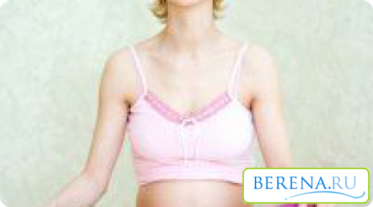 Специально адаптированные под беременных женщин йога и пилатес могут помочь держать себя в хорошей физической форме