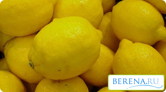 При возможности стоит заменить лимоны на фрукты и ягоды, которые произрастают в регионе беременной