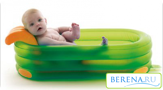 Существуют также надувные ванночки для новорожденного, однако их придется каждый раз надувать и просушивать после купания
