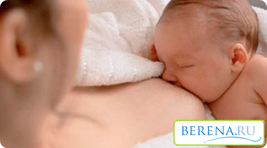 Застой молока в груди или лактостаз доставляет немало проблем не только матери, но и ее малышу