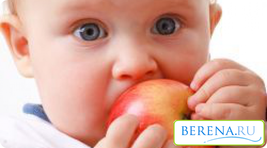 Для деток с железодефицитной анемией советуют раньше ввести прикорм, в котором будет достаточное количество фруктов и овощей